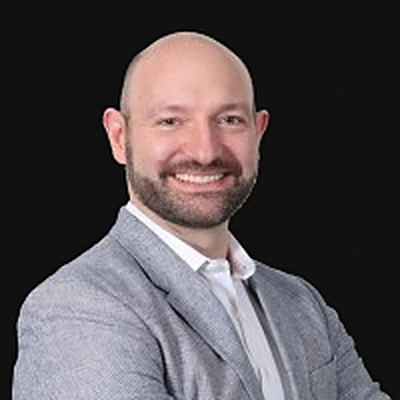 Laurent Truc, SVP Business Development at Society Brands, a spectup buy-side client
